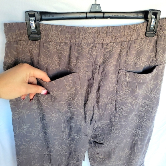 NWT Johnny Was Anya All over embroidered crepe pant size S - Picture 4 of 9